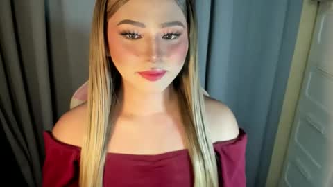 Snapshot of fuckdoll_rain chatting on May 27, 10:34 am R A I N M O R A L E S G M A I L . C O M online show from May 27, 10:34 am