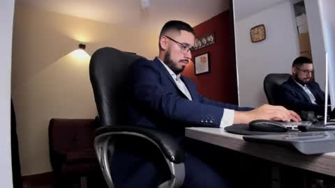 SERGIO THE SEX LAWYER online show from March 16, 5:44 am
