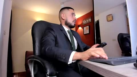 SERGIO THE SEX LAWYER online show from April 14, 5:24 am
