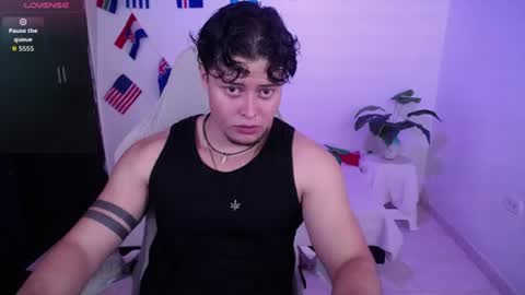 Axel online show from June 26, 11:58 am