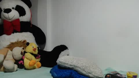 Mia and Gary  online show from February 18, 2:05 am