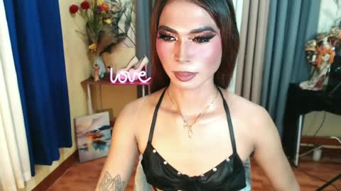 Snapshot of fuckingtransangel chatting on June 13, 2:20 am ANGELICA FOX online show from June 13, 2:20 am