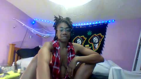 Snapshot of fuckitwehere chatting on November 16, 3:23 am fuckitwehere online show from November 16, 3:23 am