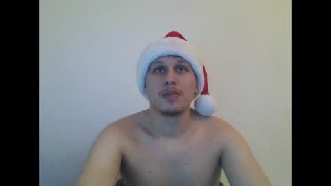 fuckmales21 online show from December 17, 6:58 pm