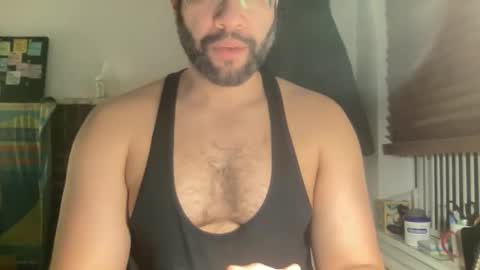 Snapshot of fuckyeahcoach chatting on February 9, 9:57 am Muscle Bear Jock in Training online show from February 9, 9:57 am