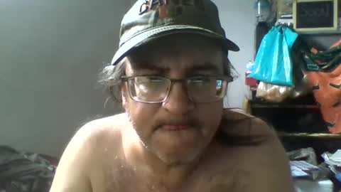 NIKKII SIINN online show from September 8, 6:40 pm