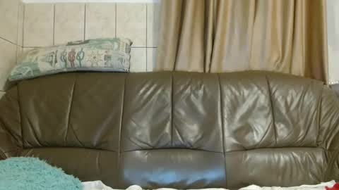 Snapshot of fullballs6 chatting on September 12, 12:44 am fullballs6 online show from September 12, 12:44 am