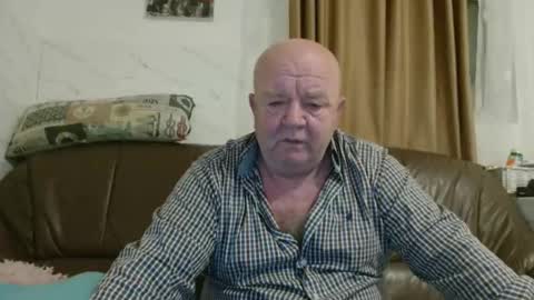 Snapshot of fullballs6 chatting on November 26, 2:34 am fullballs6 online show from November 26, 2:34 am