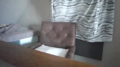 fundude1993 online show from March 10, 1:21 pm