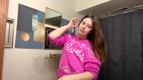 Linnys Palace online show from November 17, 12:44 pm