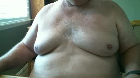 Snapshot of funlovinchub chatting on September 12, 7:36 pm funlovinchub online show from September 12, 7:36 pm