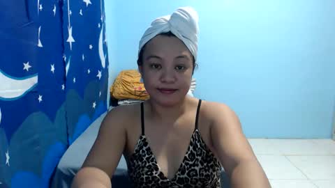 MAE online show from April 15, 1:34 am