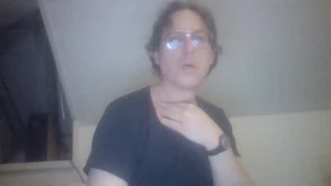 Snapshot of funneltunnel chatting on January 18, 6:55 pm funneltunnel online show from January 18, 6:55 pm
