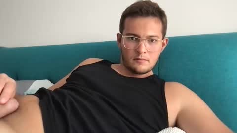 Snapshot of funnnn6960xx chatting on October 4, 1:42 pm funnnn6960xx online show from October 4, 1:42 pm