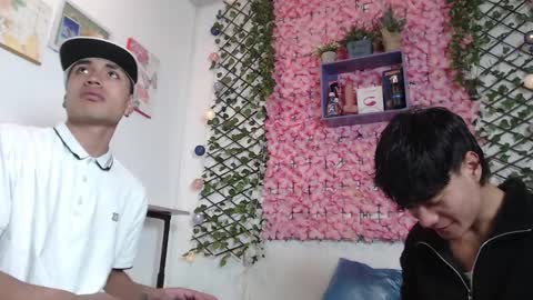 funny_and_horny online show from October 19, 4:02 am