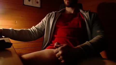 Erik online show from November 9, 7:45 pm