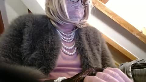 Snapshot of fursdany chatting on December 22, 8:14 pm Dany online show from December 22, 8:14 pm