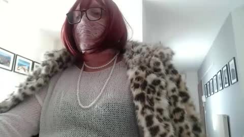 Snapshot of fursdany chatting on September 20, 7:09 am Dany online show from September 20, 7:09 am