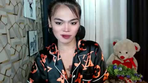 fushialore online show from December 20, 12:07 am