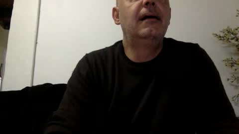 Snapshot of futbolin95 chatting on May 3, 3:07 pm futbolin95 online show from May 3, 3:07 pm