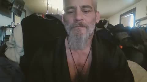 Snapshot of fwbowling chatting on February 5, 1:33 pm 77daddy online show from February 5, 1:33 pm