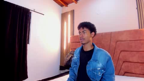 fykmor online show from November 4, 3:49 am