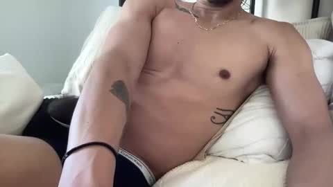 Snapshot of g00ndaddy chatting on April 20, 1:25 pm G00NDaddy online show from April 20, 1:25 pm