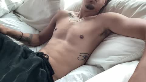 Snapshot of g00ndaddy chatting on April 25, 12:30 pm G00NDaddy online show from April 25, 12:30 pm