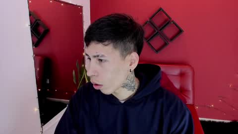 Snapshot of gaarataihen1 chatting on December 30, 11:59 am Gaara online show from December 30, 11:59 am