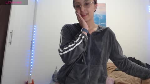 Gabriela online show from September 25, 10:35 pm