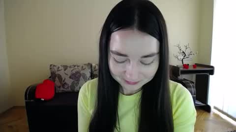 Jaklin online show from November 1, 9:44 am