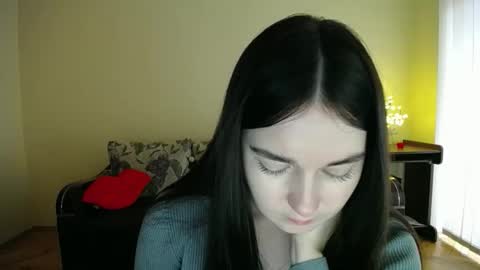 Jaklin online show from December 5, 9:29 am