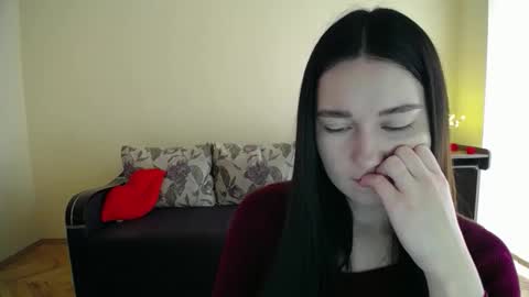 Jaklin online show from February 14, 9:50 am