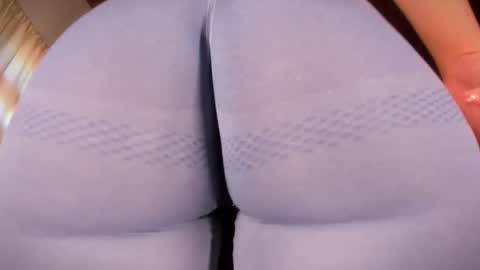 Snapshot of gabby_haze chatting on September 20, 4:52 pm G A B R I E L A online show from September 20, 4:52 pm