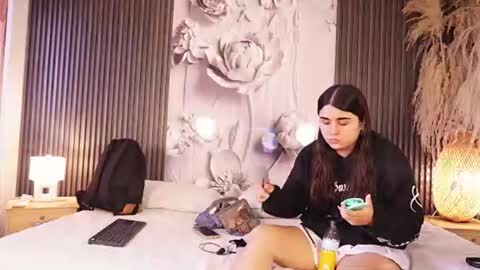 Gabby And Dominic online show from July 16, 12:44 pm