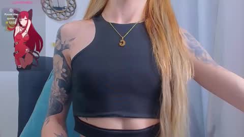 Snapshot of gabbyhills_ chatting on September 20, 12:22 am Gabby online show from September 20, 12:22 am