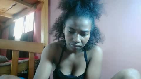 gabiriellle online show from May 9, 4:17 am