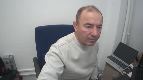 gabriel9_2003 online show from April 30, 10:10 am