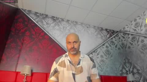 Snapshot of gabriel_harmant chatting on December 4, 11:19 am Gabriel Harmant online show from December 4, 11:19 am