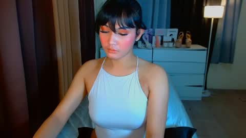 gabriela_deluxe online show from April 6, 8:26 am