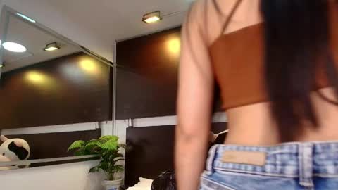 Gabby  online show from May 11, 12:44 pm