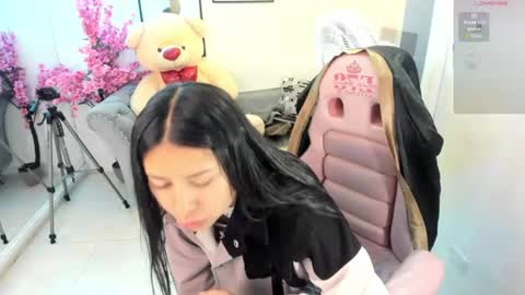 Snapshot of gabriela_meow chatting on July 11, 12:41 pm Gabby online show from July 11, 12:41 pm