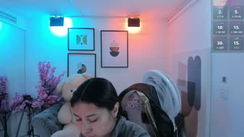 Snapshot of gabriela_meow chatting on July 13, 12:41 pm Gabby online show from July 13, 12:41 pm