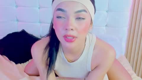 Gabriela Evans MS online show from February 26, 3:10 am