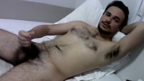 Snapshot of gabrielfuc chatting on September 18, 9:28 pm Gabriel online show from September 18, 9:28 pm