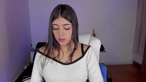 gabriella_live_ online show from February 10, 8:02 pm