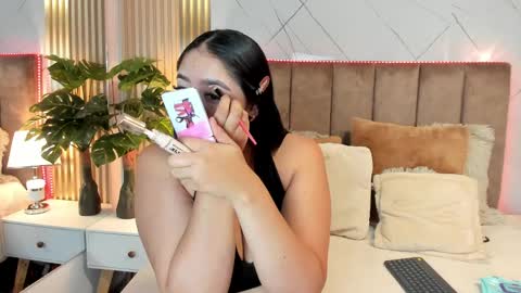 Snapshot of gabriella_santoss chatting on March 25, 4:46 pm gabriella_santoss online show from March 25, 4:46 pm