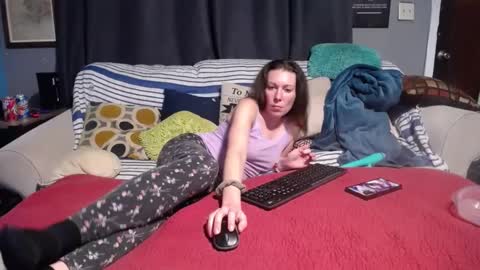 Snapshot of gabriellamorgan chatting on December 16, 2:15 am gabriellamorgan online show from December 16, 2:15 am