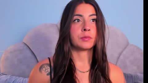 Snapshot of gaby_klum chatting on February 8, 2:59 am Gaby Klum online show from February 8, 2:59 am