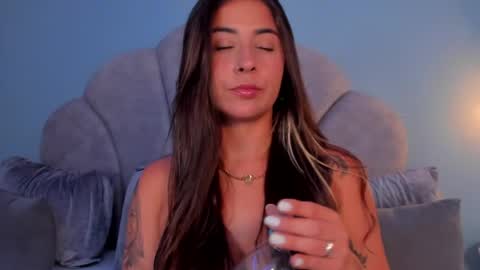 Snapshot of gaby_klum chatting on March 27, 9:58 pm Gaby Klum online show from March 27, 9:58 pm